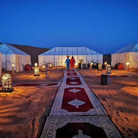 Отель Ammar Luxury Camp Мерзуга Экстерьер фото