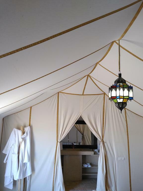 Отель Ammar Luxury Camp Мерзуга Экстерьер фото